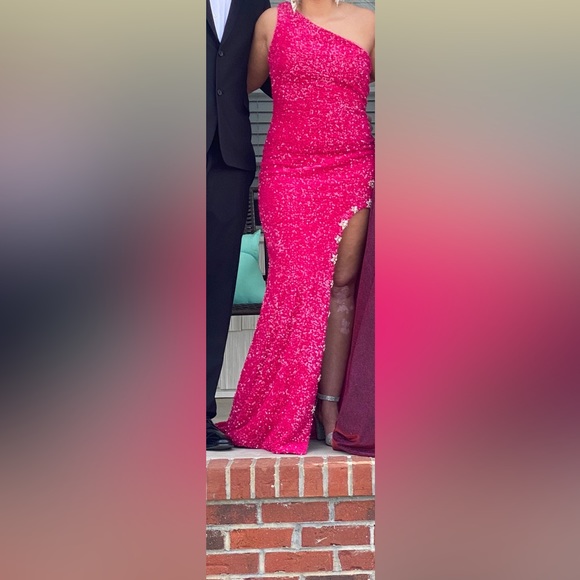Pink prom dress - Picture 3 of 3
